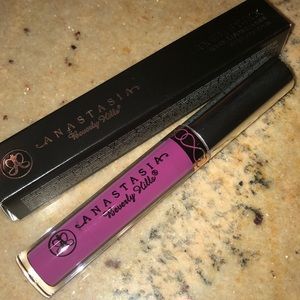 Madison Anastasia Beverly Hills liquid lipstick